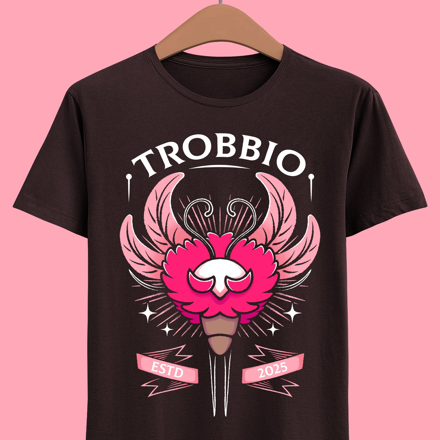 Gamer t-shirt inspired by Trobbio (master of the stage, the brush and the voice) from Hollow Knight Silksong metroidvania video game.
hollow knight, hollow knight silksong, hollow knight silksong hornet t-shirt, hollow knight silksong merch, hollow knight silksong t-shirt, hollow knight silksong hornet tee, hollow knight hornet and lace t-shirt, hollow knight silksong indie game merch, hollow knight silksong hornet shirt, hollow knight the knight t-shirt, hollow knight silksong trobbio t-shirt